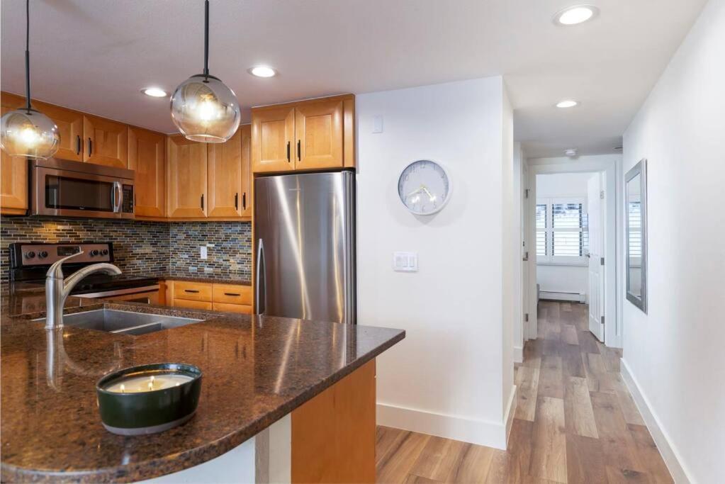 Updated 3 Bedroom 2 Ba With Pool & Hot Tub - Stunning Mountain Views! スノーマス・ビレッジ エクステリア 写真