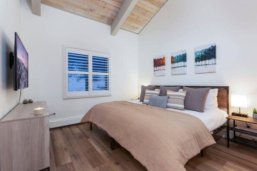 Updated 3 Bedroom 2 Ba With Pool & Hot Tub - Stunning Mountain Views! スノーマス・ビレッジ エクステリア 写真