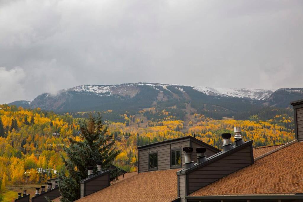 Updated 3 Bedroom 2 Ba With Pool & Hot Tub - Stunning Mountain Views! スノーマス・ビレッジ エクステリア 写真